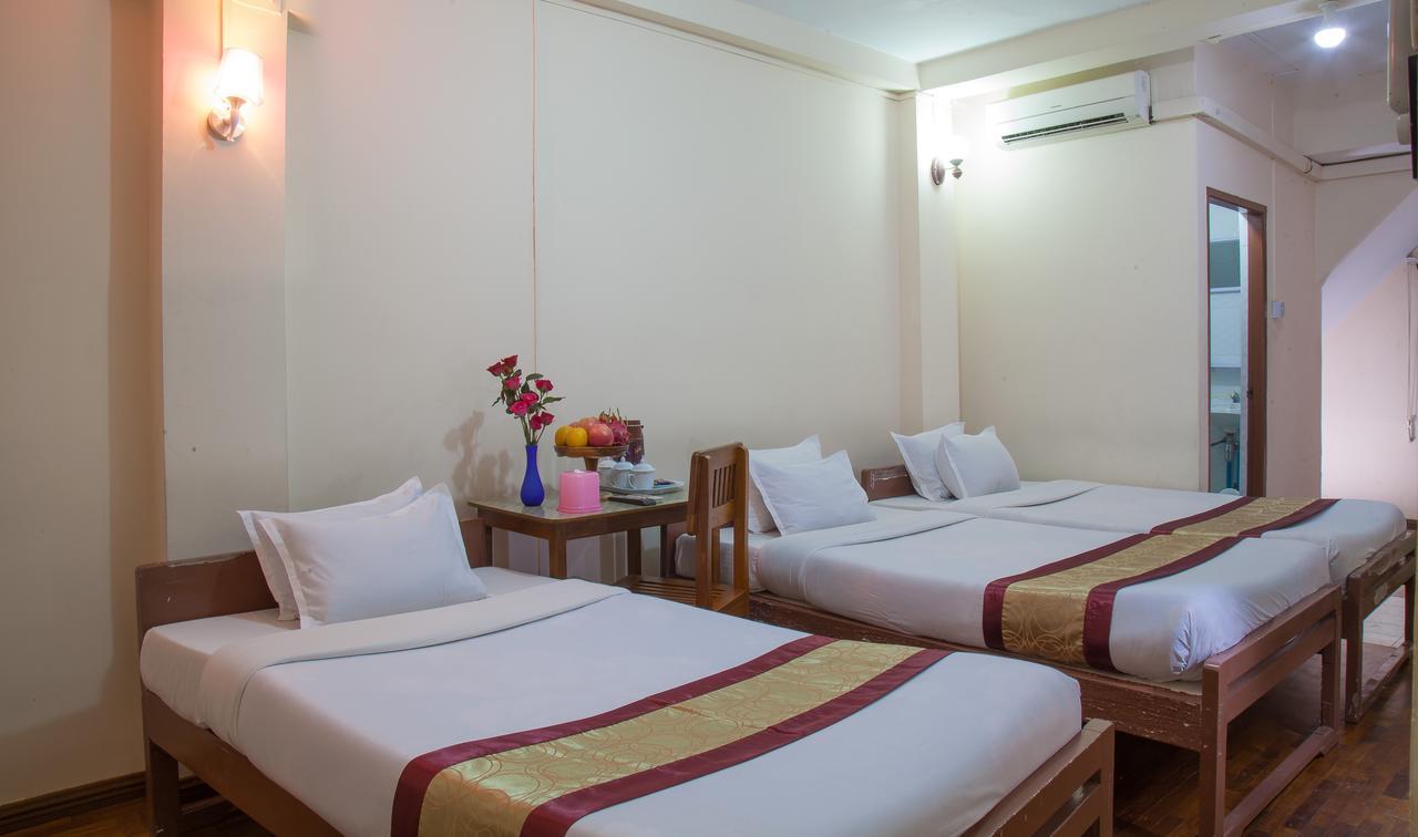 Mother Land Inn 2 Yangon Exterior foto