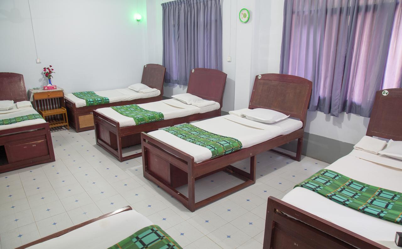Mother Land Inn 2 Yangon Exterior foto