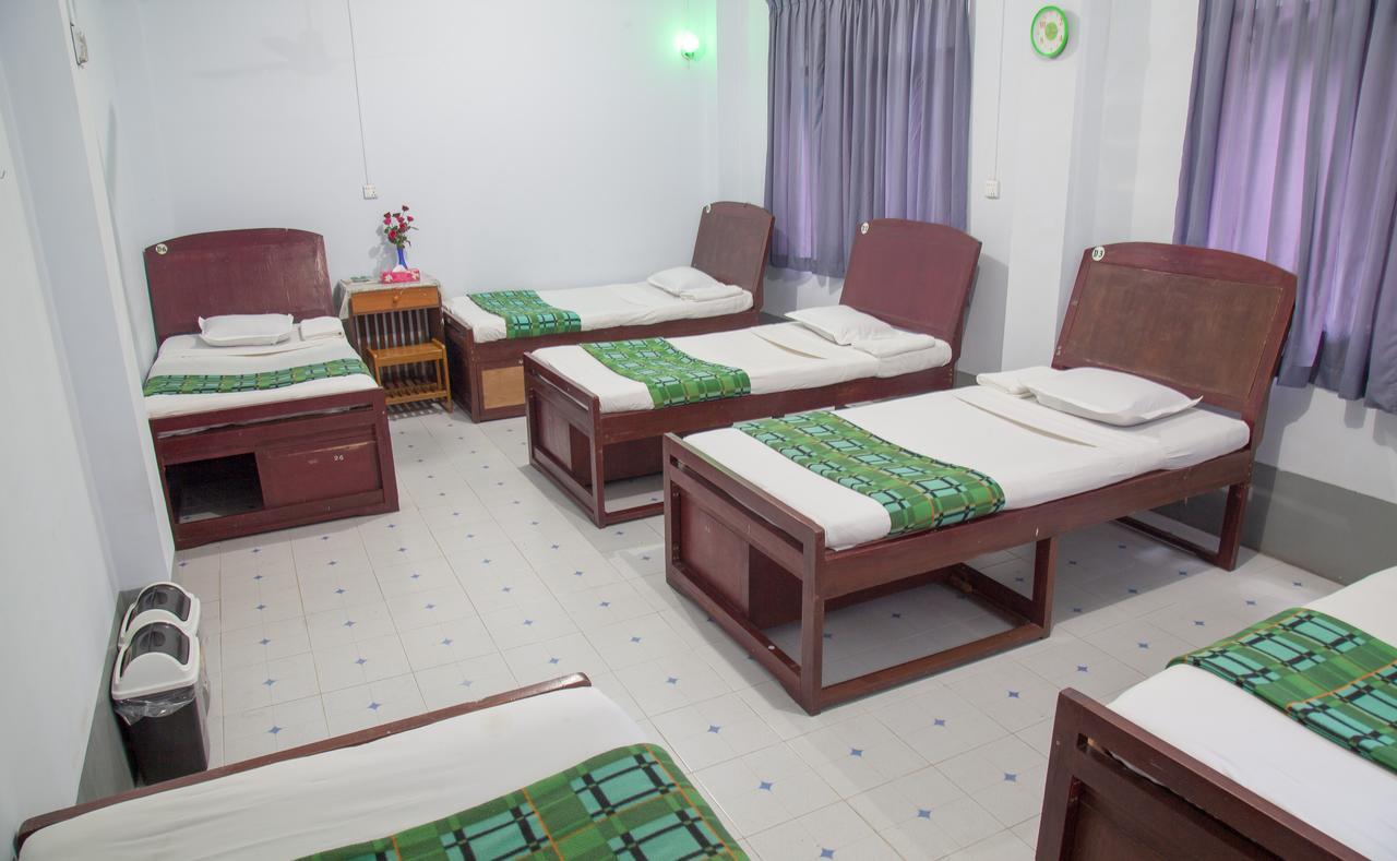 Mother Land Inn 2 Yangon Exterior foto